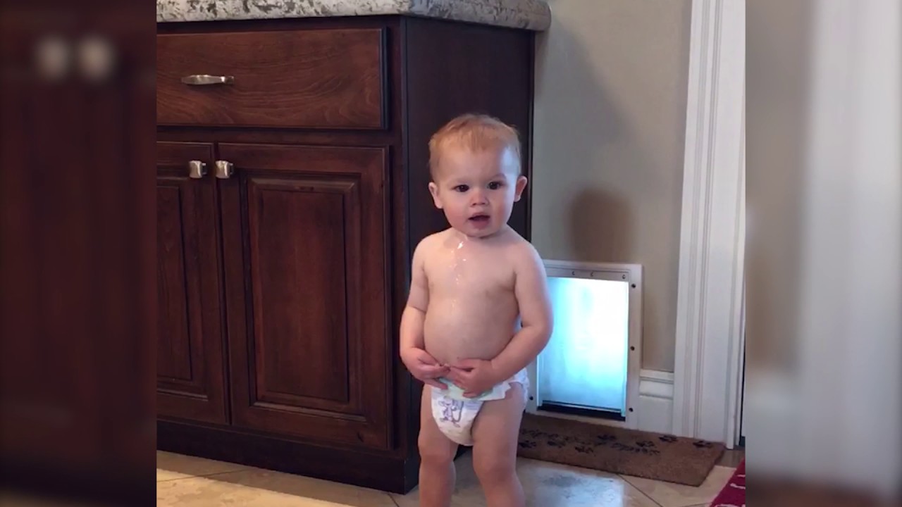 CUTE BABY DANCING! YouTube