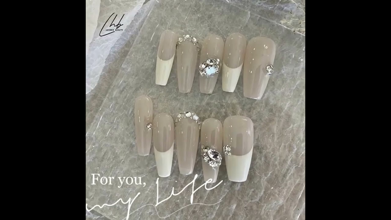 French Nails | Luvherbeauty.com