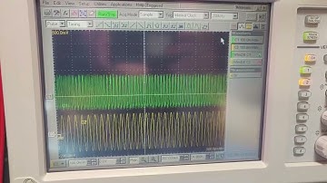 4.9GHz unstable VCO output vs stable 2.5GHz