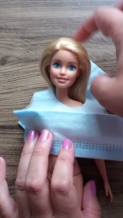 RobloX 😎  Roupas de papel, Modelo de boneca de papel, Roupas de boneca de  papel