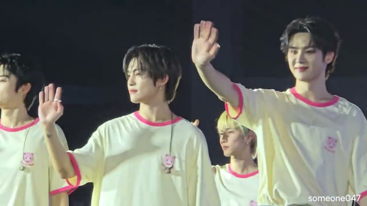 2026.02.14 Yangyang WayV  - Hope + Ending - SMTOWN LIVE in BANGKOK