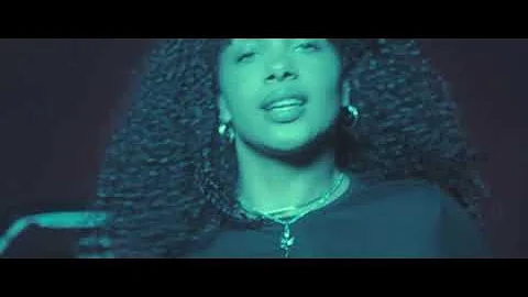 Xelavate 'THE ONE' ft. Ronnie Winters (Official Vi...
