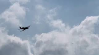 Kranz F4U Corsair first flight with UMS 125cc Sternmotor 5 Zylinder Radial Engine in Action!