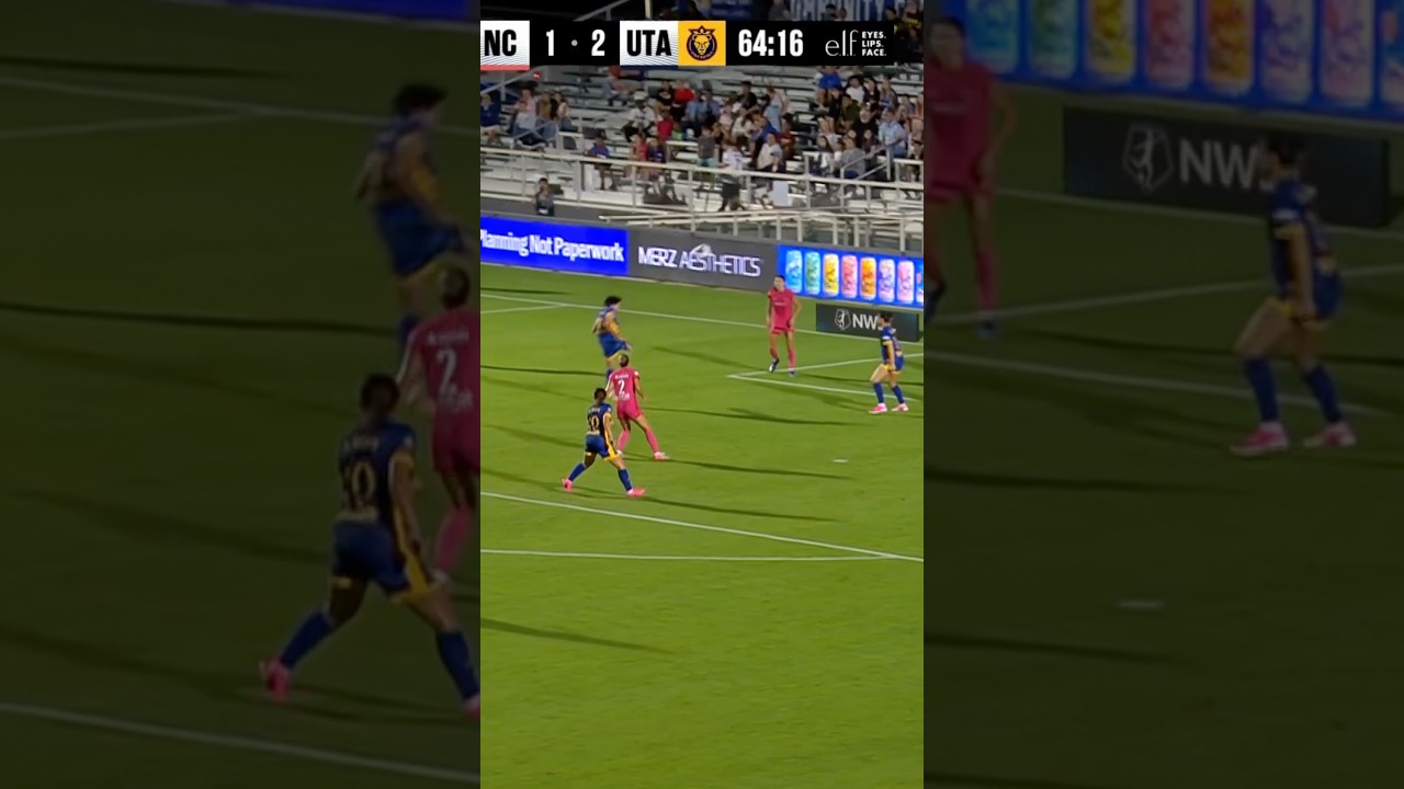 Redirected to perfection by Mina Tanaka 👏 #nwsl #football #soccer