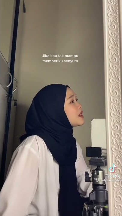 Luluh - Khai Bahar (cover Nadia Mahdi)