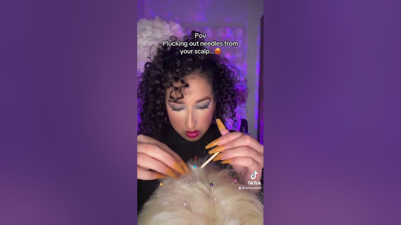 Like who put them there ?! #asmr #tingles #asmrhair #asmrhairplay #asmrsatisfyingsounds #fyp #hair