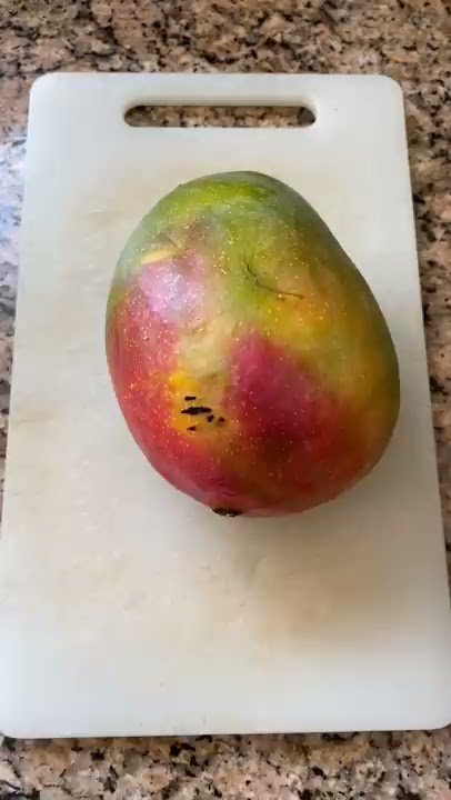 This is the fastest way to cut a mango!
