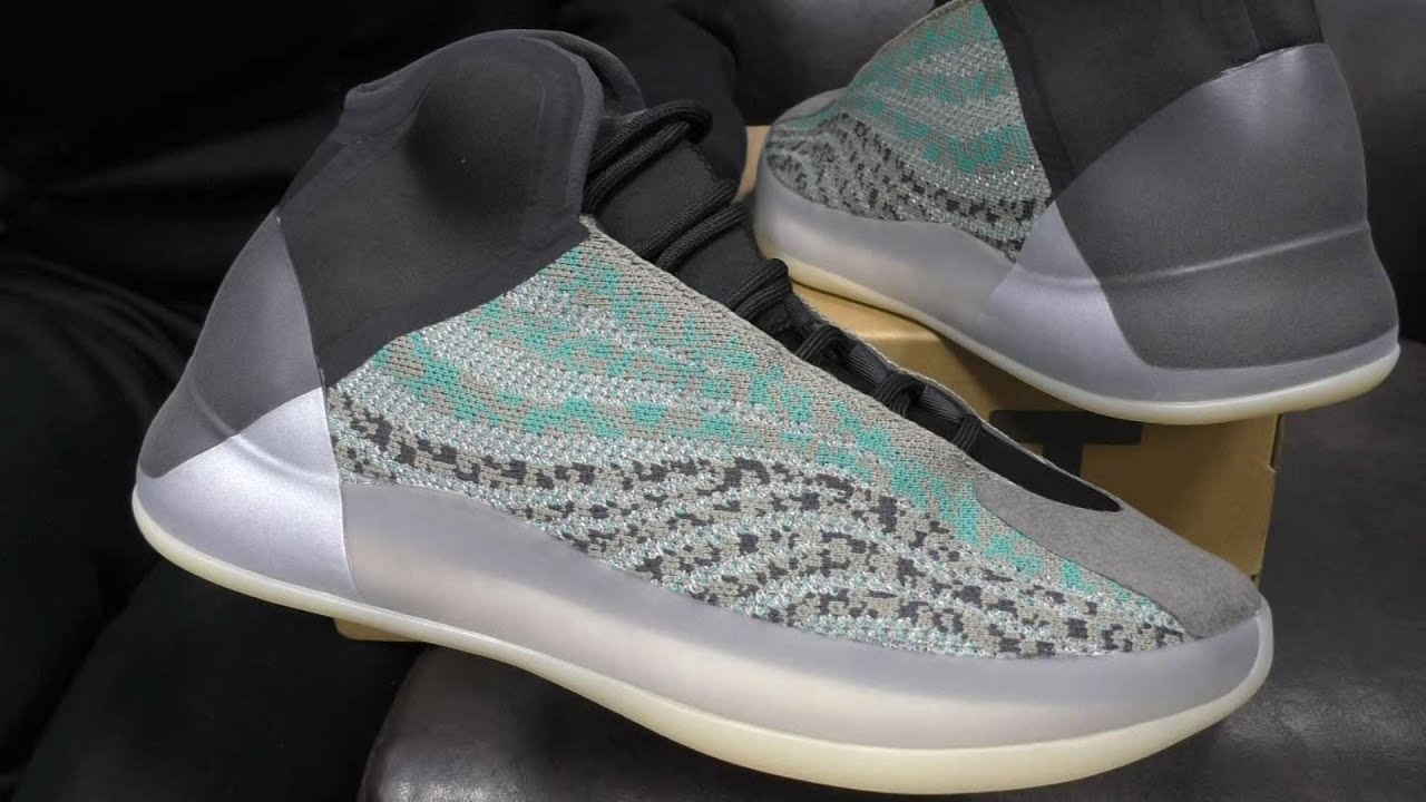yeezy 350 quantum