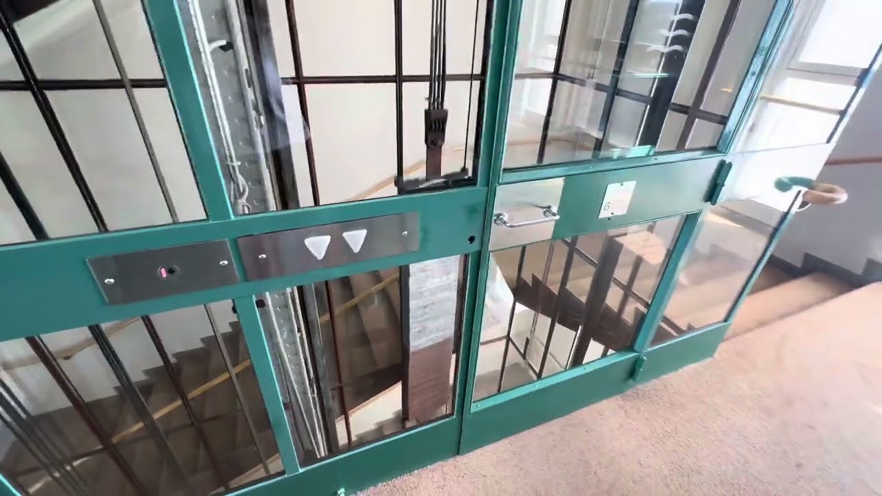 2x 1938 KONE (1mb. 1974 KONE) (2mb. 2005 KONE) tr. elev. @ Main Building, Scandic Aulanko, HML, FI