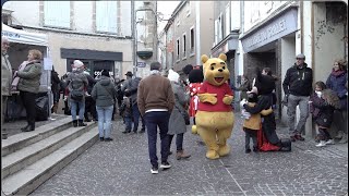 Animations dans les rues de Tournon avant Noël (Ardèche - France)