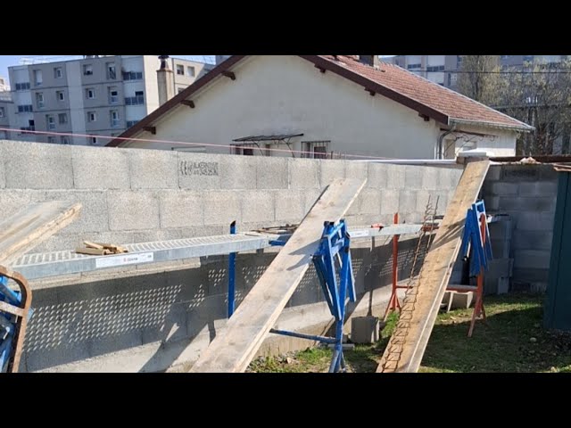 Red Oil Stain Ft Markangelcomedy - YouTube Auto PHP Script