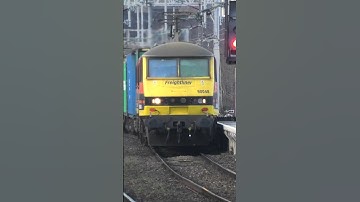 Freightliner Class 90s passing Stafford Station #railways #trains