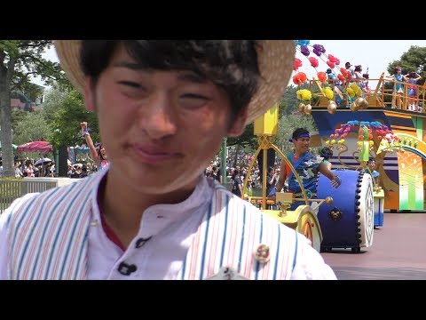 ディズニー 夏祭り17 燦水 サマービート トゥモローランド側のダンサーさん入退場だけ Tdl 17 7 16 １回目 Youtube