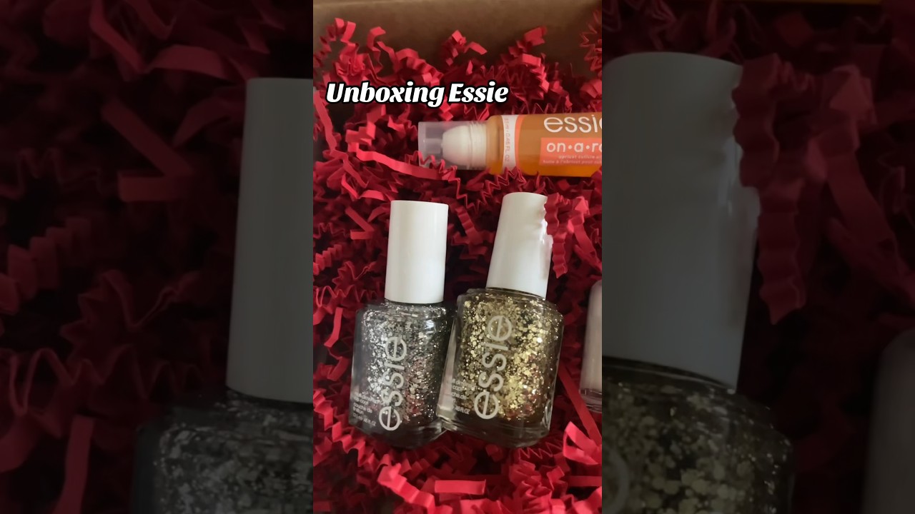 Unboxing Essie Nail Polishes  