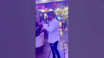 ياني ياني تاني مش هعمل كده تاني هوبا ولع الكافية بالأغنية شوفوا الناس Short Shorts 