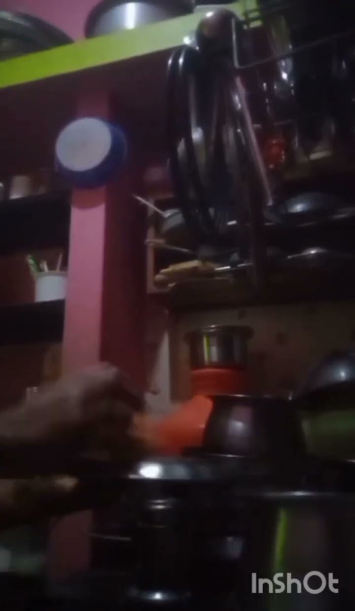 சப்ஸ்கிரைப் பண்ணிக்கோங்க நம்ம சேனல - ShareChat