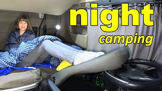 Alone truck driver's night camping routine