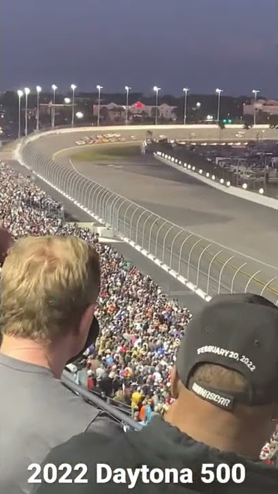 2022 Daytona 500 Crash