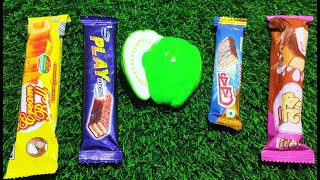 opening lolipos and many other chocolate wafer video by toli loli candy