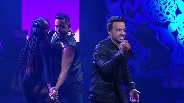 Luis Fonsi performs "Despacito" (Live!)-30th Hispanic Heritage Awards