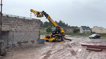 The JCB 555-210R Rotating Telehandler from Dennison JCB