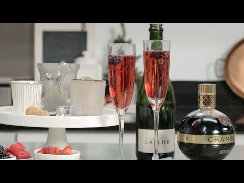 3 Holiday Hosting Tips | Christmas Entertaining
