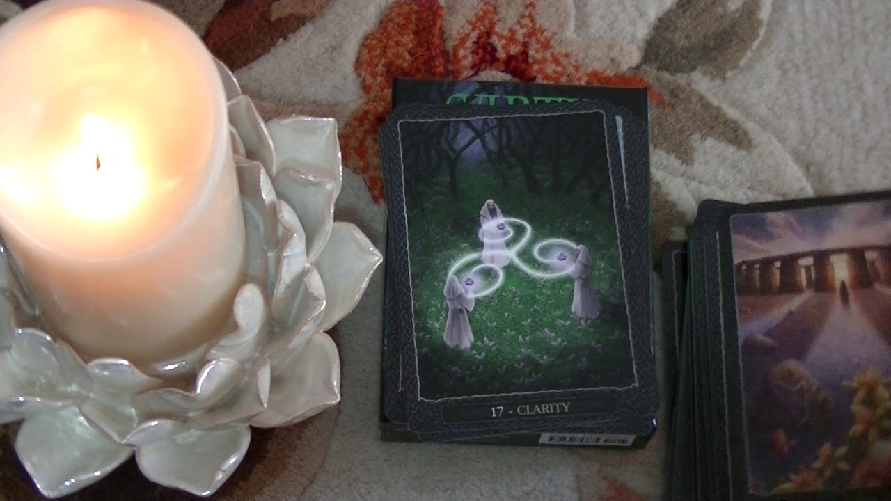 Earth Wisdom Oracle- Lo Scarabeo