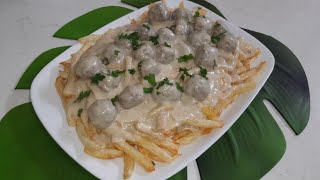 كرات اللحم بالصلصة البيضاء وصفة جديدة سهلة ولذيذةthe best and the easiest meatball with white sauce