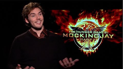 MOCKINGJAY PART 1 interview with Sam Claflin - Finnick