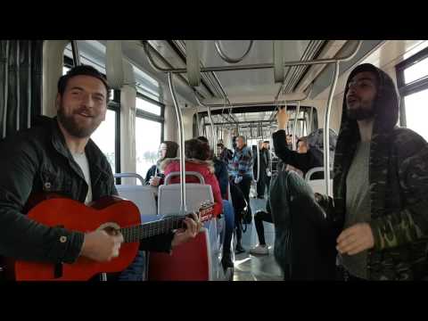 Sokak Sanatcıları harika eser * Gitar * Metro * İstanbul