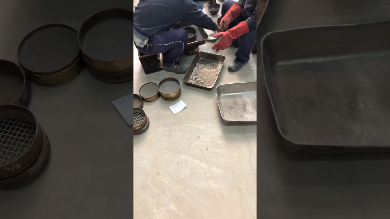 إختبار التدرج لطبقة الأساس الحصوي(SIEVE ANALYSIS)