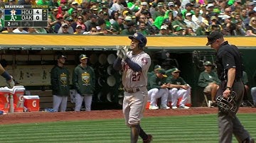 HOU@OAK: Altuve smacks three-run shot to extend lead