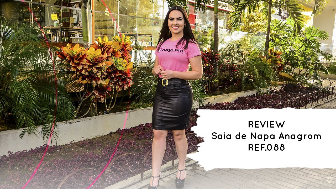 saia em napa preta