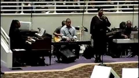 Deborah Thomas sings "Move on Up a Little Higher" - March 2008