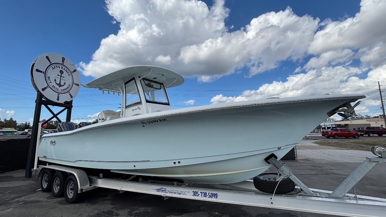 2018 Sea Hunt Gamefish 30 Forward Seating