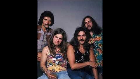 Black Sabbath - Vol 4 - Wheels of confusion (demo) - Alt lyrics
