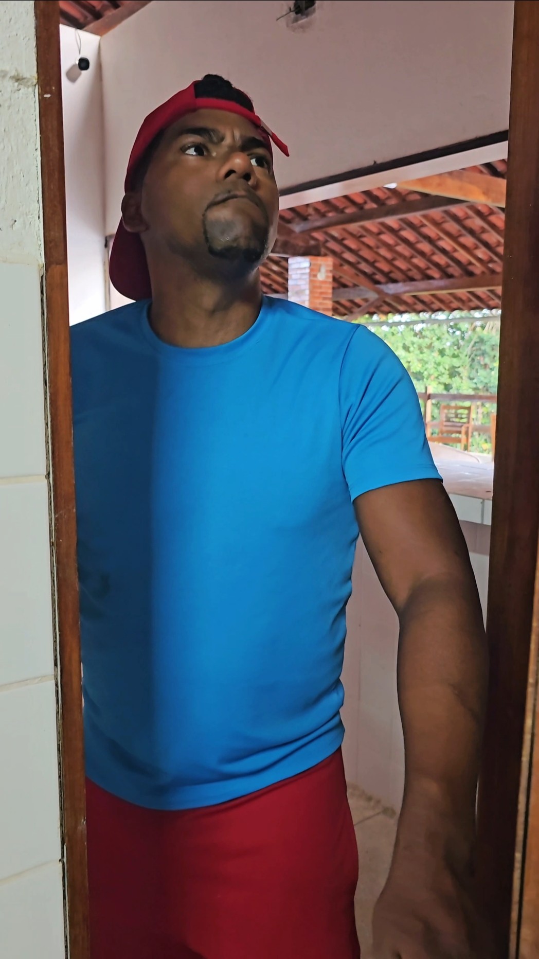 Fechando a Porta ??#funnyvideo #comedy #memes