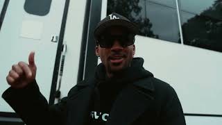 Famous What You Didn’t See at One Music Fest 2025 | Algee Smith BTS + Live Performance Profile