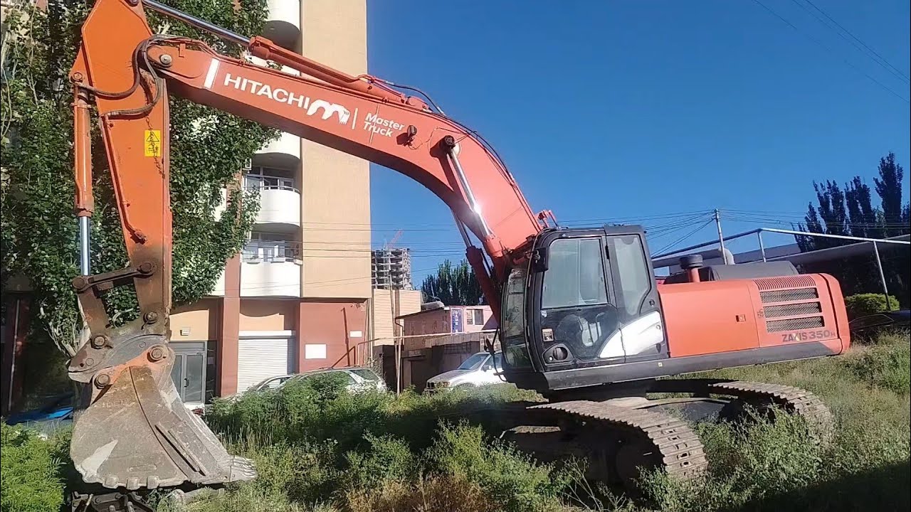 Excavator Hitachi ZXSIS Enka 350 - YouTube