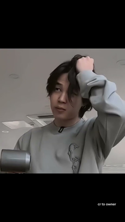 poor jimin, waiting for his hair to grow 😭