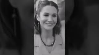 Cevahir Zeynep - Geniş Aile Komşu Kızı O Şiir Devam Edecek.. Komşu Kızı