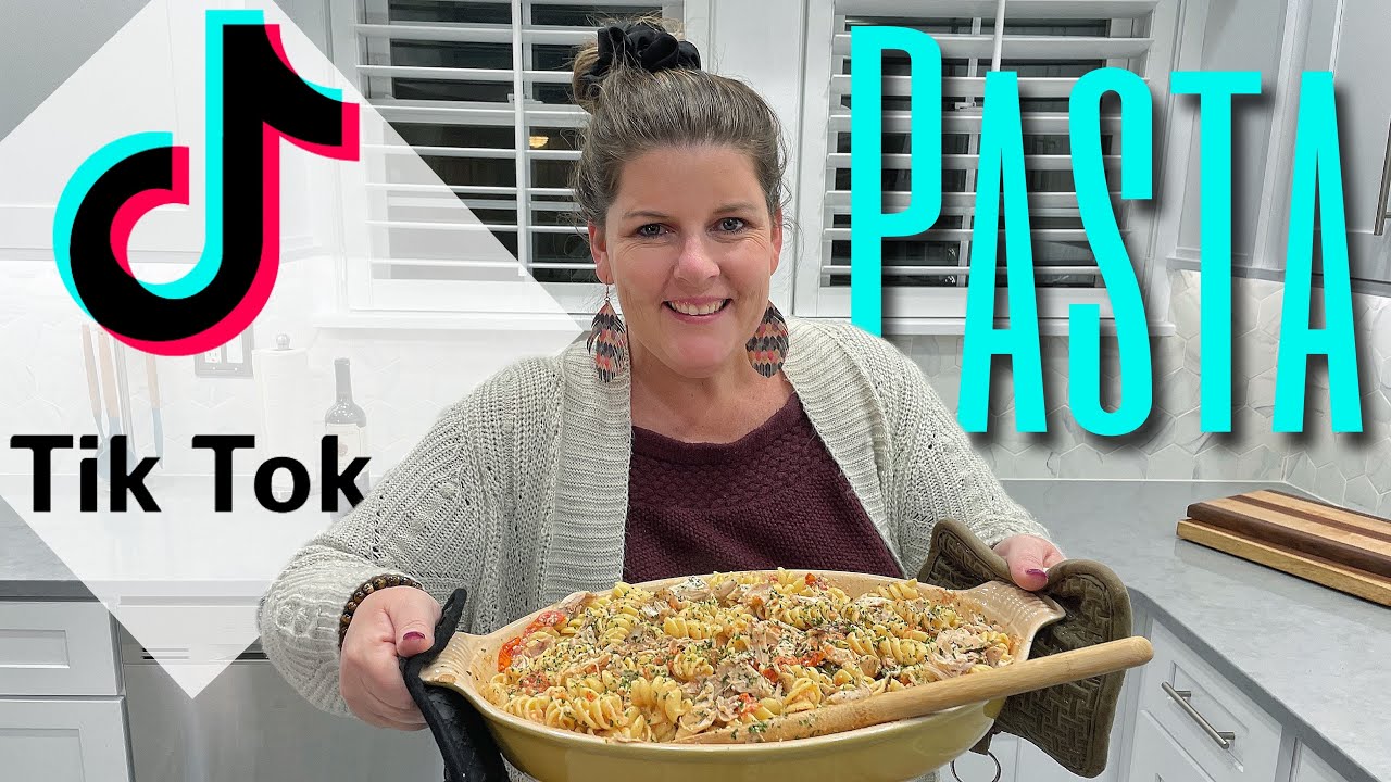 VIRAL TikTok Pasta Feta and Tomatoes