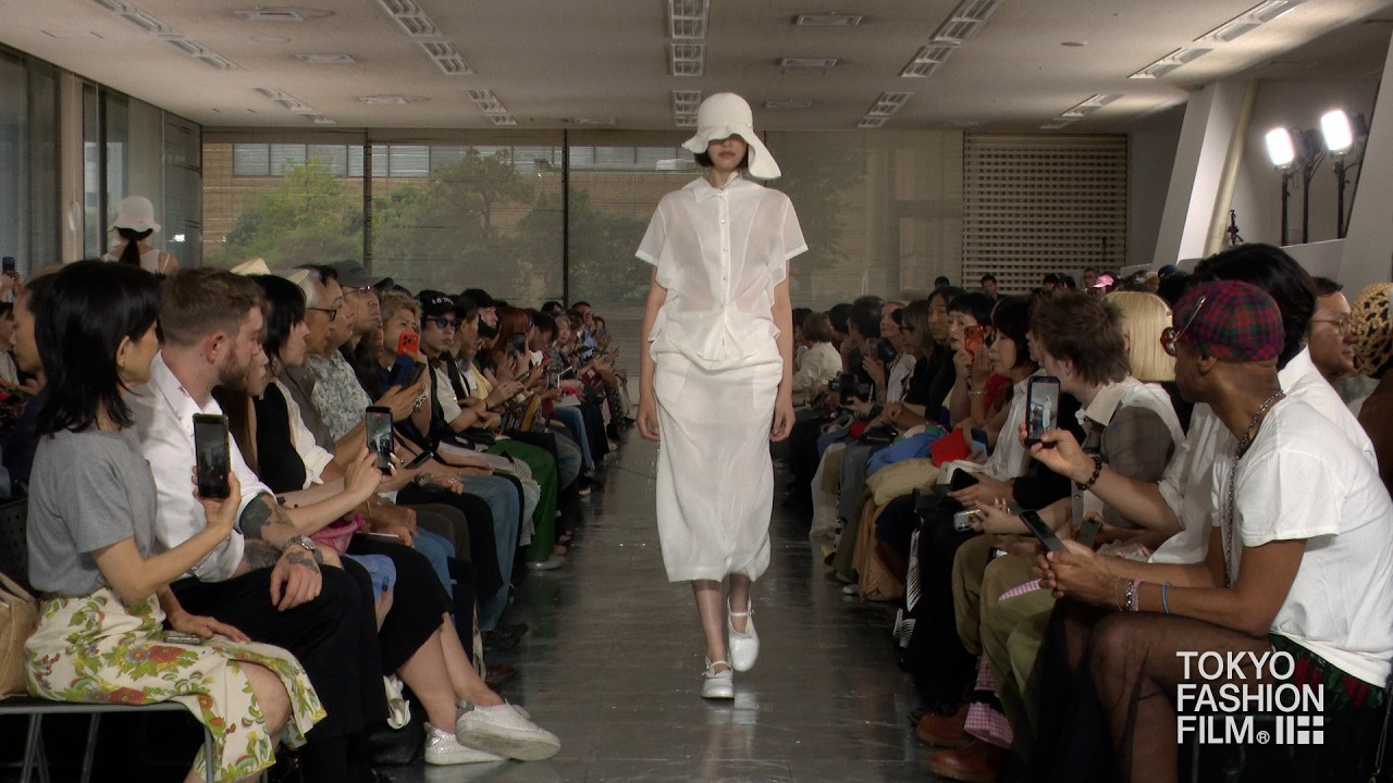 バナル シック ビザール（banal chic bizarre）2015-16年秋冬