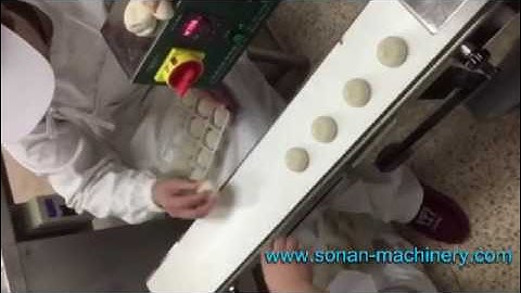 Soup dumpling machine  xiaolongbao making machine 小笼汤包机
