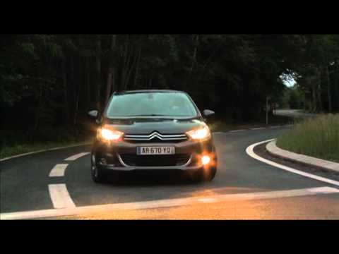 Citroën - Citroën C4: Antinieblas con función 