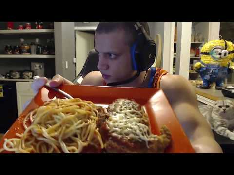 tyler-shows-off-his-dinner