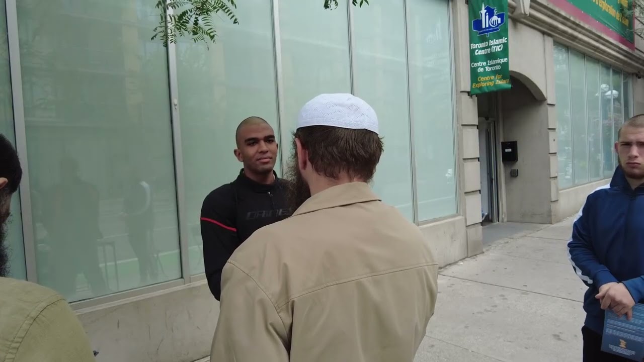 Polite Christian learns about Islam
