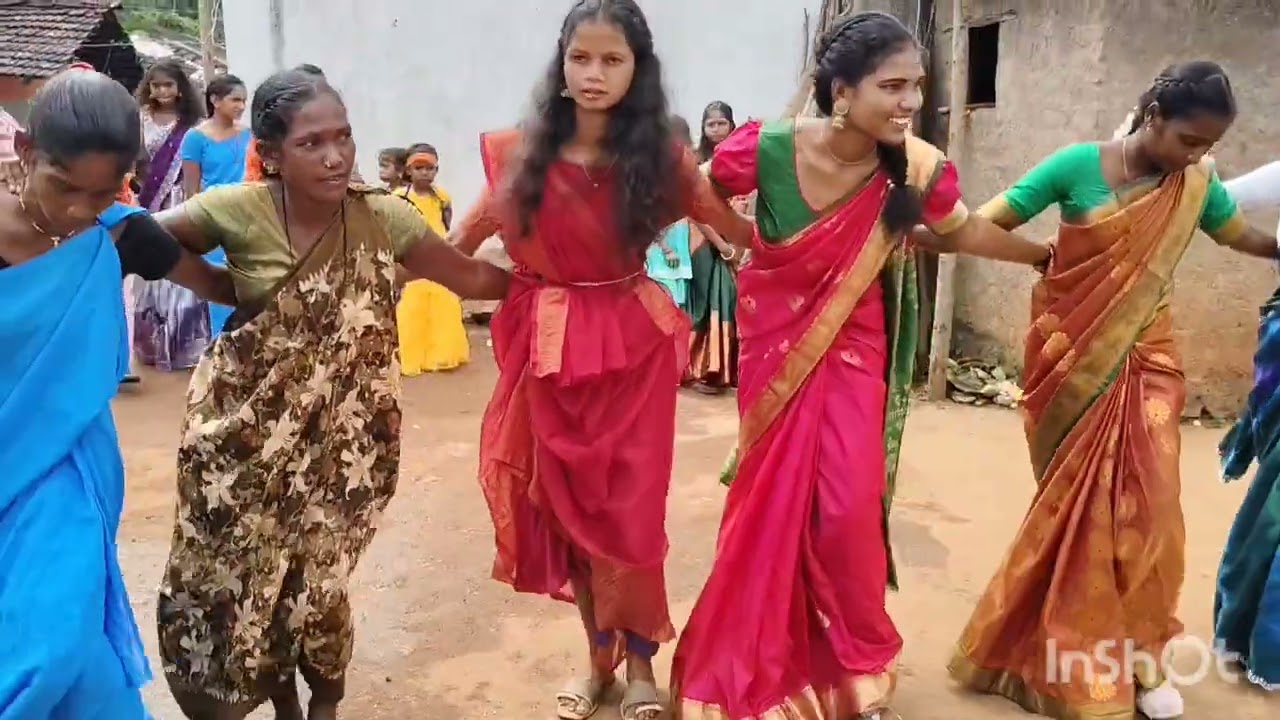 చిన్న అంజోడ దింసా డాన్స్ #.araku dhimsa and volgas...