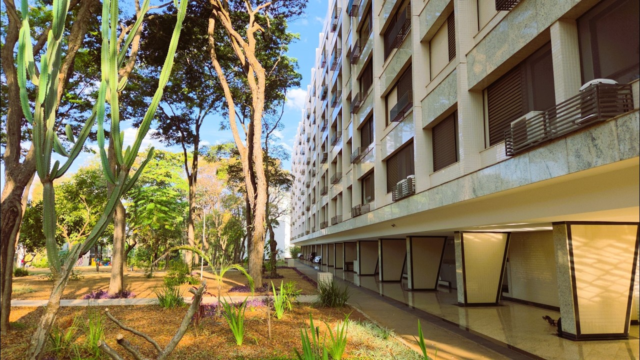 Brasília - SQS 104 - Fim de julho