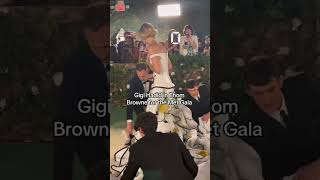 Gigi Hadid arrives at the Met Gala